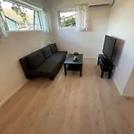 Temis Apartment, Private New 1 Bed And 1 Living With Sofa Bed And Lagre Kitchen, Share With Nobody *