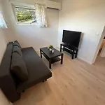 Temis Apartment, Private New 1 Bed And 1 Living With Sofa Bed And Lagre Kitchen, Share With Nobody *