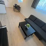 Temis Apartment, Private New 1 Bed And 1 Living With Sofa Bed And Lagre Kitchen, Share With Nobody Apartamento *