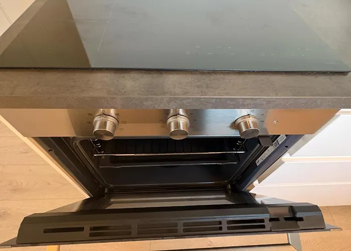 Temis Apartment, Private New 1 Bed And 1 Living With Sofa Bed And Lagre Kitchen, Share With Nobody