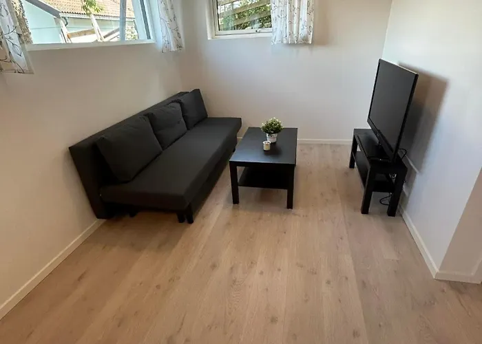 Temis Apartment, Private New 1 Bed And 1 Living With Sofa Bed And Lagre Kitchen, Share With Nobody *